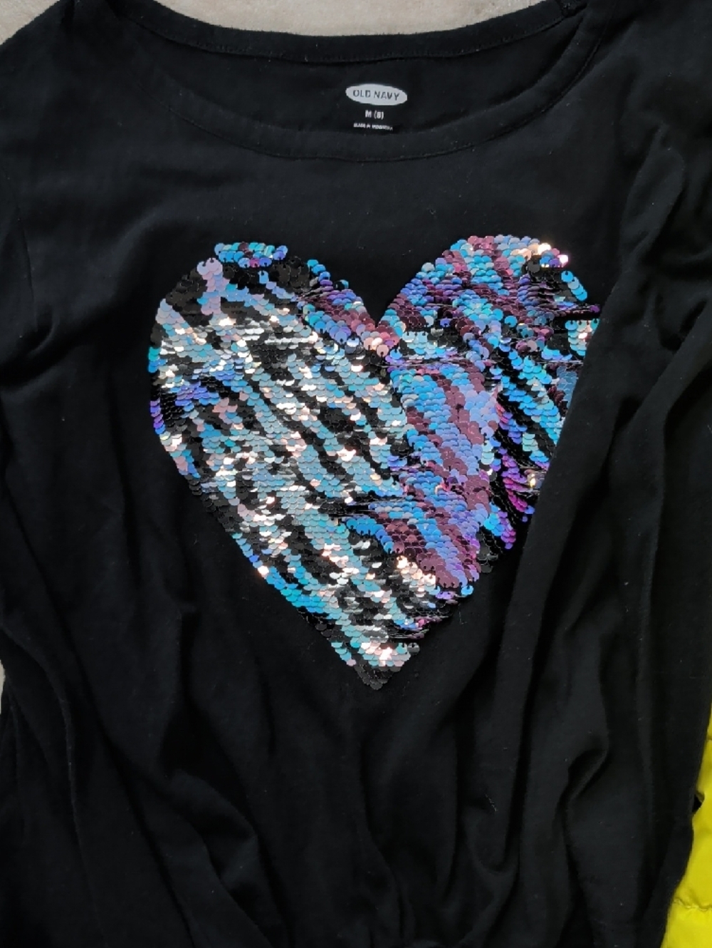 Old Navy Girls Size 8 Black Sequin Heart Top with Yellow Chartreuse Puffer Vest - Picture 5 of 8